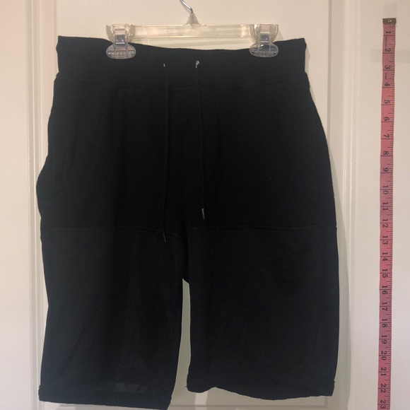 URBAN OUTFITTERS SHORTS - Picture 7 of 10